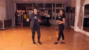 Lerne Salsa tanzen - Onlinekurs von Salsaland - becomePro salsa-onlinekurs-reverse-crossbody-preview