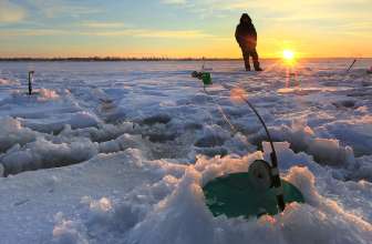 Eisfischen - alles was du darüber wissen solltest - becomePro