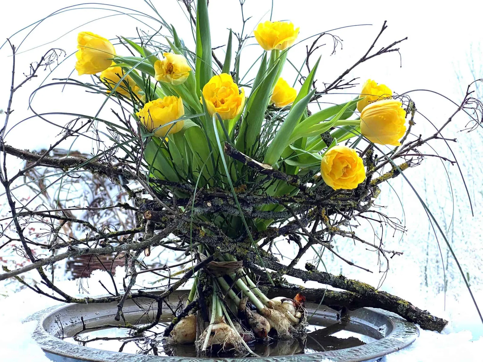 Stehstrauß mit Tulpen