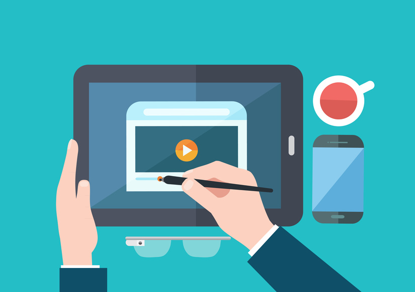 Illustration einer Hand mit Stift auf Tablet-Display, türkis-blauem Hintergrund, Video-Play-Symbol und Smartphone daneben