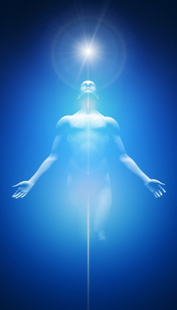 5-Schritte-Meditations-Videotraining 8 Meditierender Mann mit Energieaura in blauem Licht vor dunklem Hintergrund