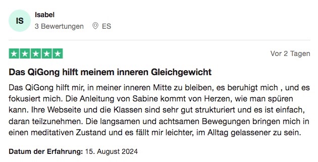 Fünf-Sterne-Bewertung mit Testimonial über Qigong und inneres Gleichgewicht von Isabel
