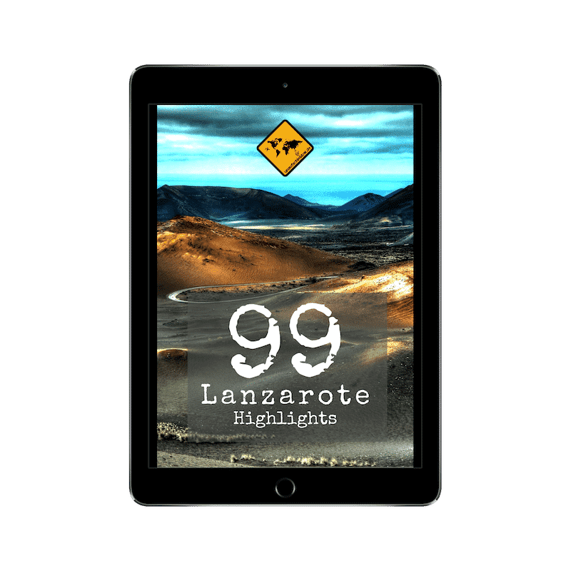 iPad-Display mit 99 Lanzarote Highlights Cover und Vulkanlandschaft im Hochformat