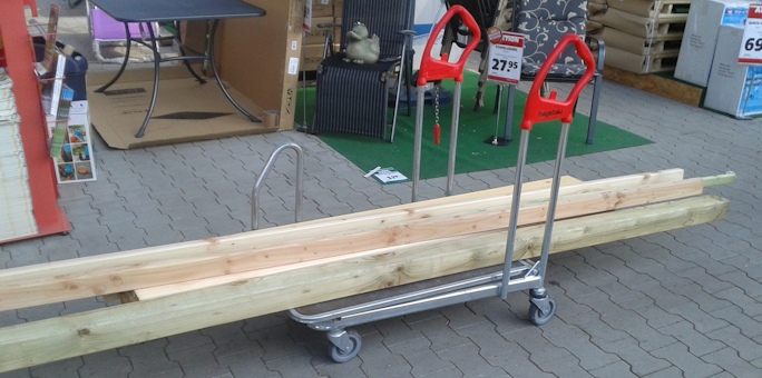 Anleitung Gartentisch bauen – PDF-Ratgeber zum Möbelbau aus Holz 4 Holzbretter und Kanthölzer zum Selberbau eines Gartentischs im Baumarkt