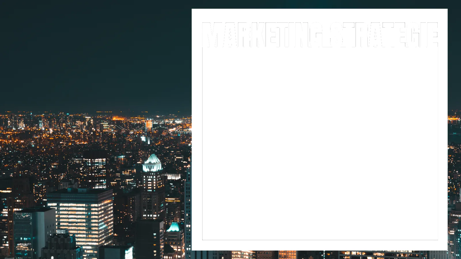 Laptop-Mockup zeigt Business Marketing Strategie Planer mit NYC Skyline und weißem Inhaltsbereich