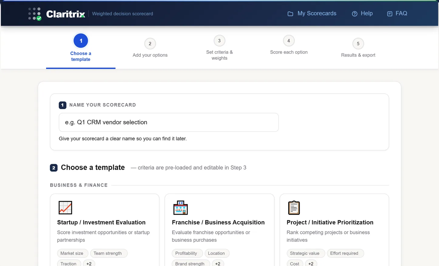 Claritrix Schritt 1 Schnittstellen zeigt Scorecard-Naming und Template-Auswahl aus Business & Finance Kategorie