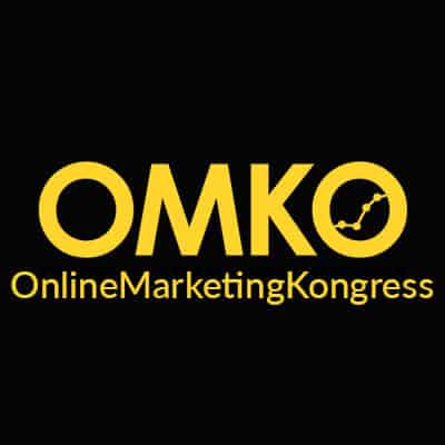 OMKO Online Marketing Kongress Logo, gelbes Design auf schwarzem Hintergrund
