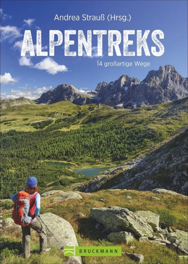 Buch-Cover Alpentreks 14 großartige Wege mit Wanderin in Berglandschaft