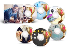 Die Udemy Masterclass – 6 goldene Pokale mit nummerierten DVDs und Kursmodulen
