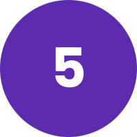 Purpurne Kreisfläche mit Nummer 5 in weiß