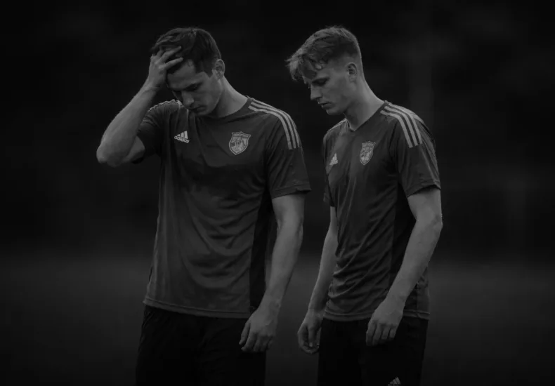 Fußballspieler beim Sprint, Trainingsdemonstration aus dem Elite-Speed-System