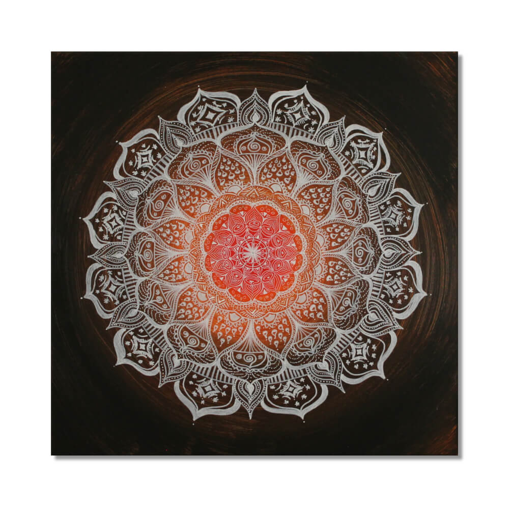 Energiebilder selber malen – Online Videomalkurs Mandala 6 Weißes und schwarzes Mandala mit geometrischen Mustern auf dunklem Grund