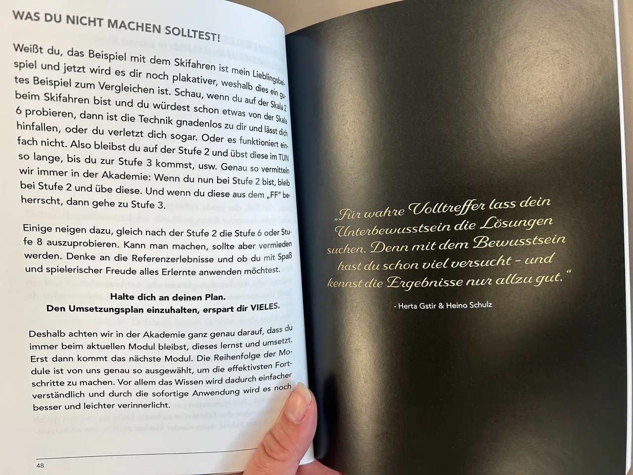 Buch-Innenseite Kapitel 2 mit Anleitung und inspirierendem Zitat von Herta Gstir und Heino Schulz