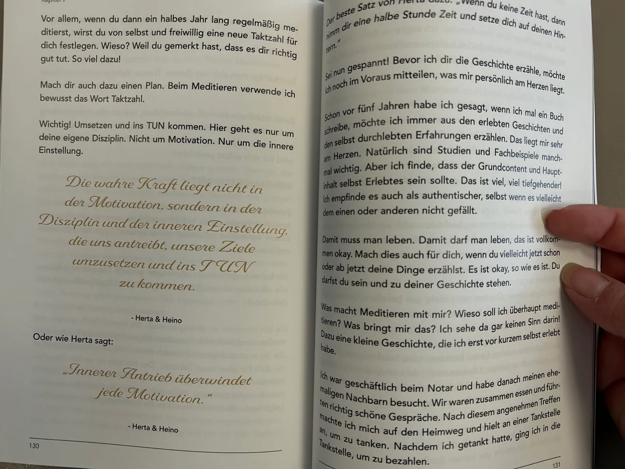 Buch-Innenseite Kapitel 7 mit Meditationstipps und inspirierenden Zitaten von Herta und Heino