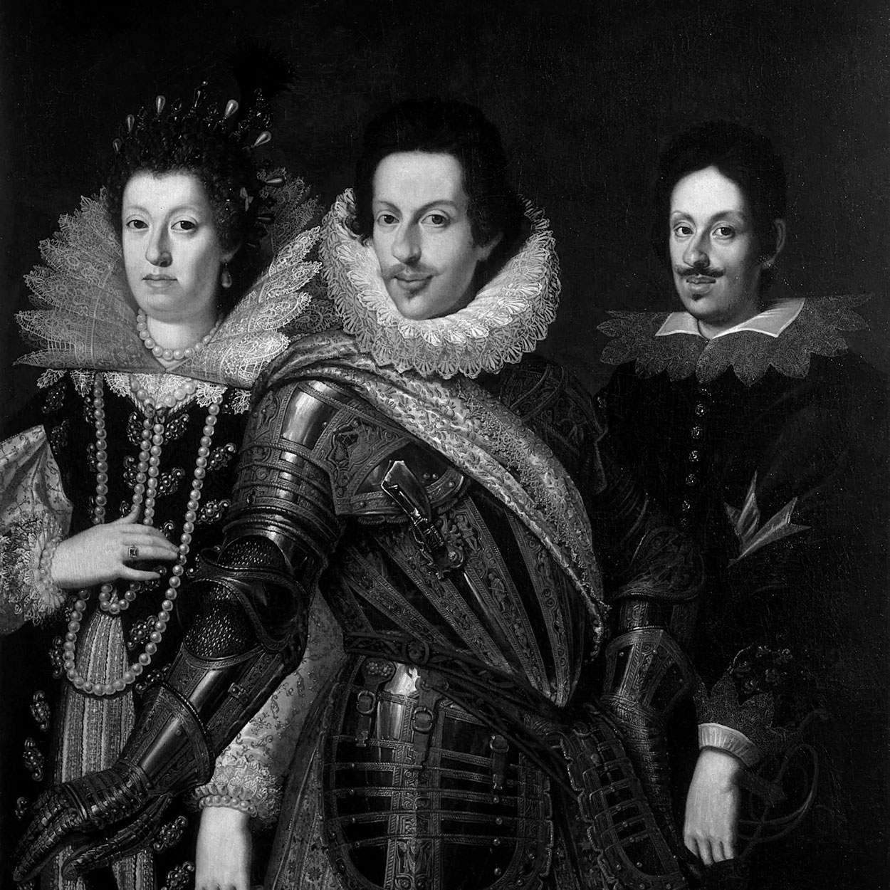 Historisches Porträt von drei Personen in Renaissance-Kleidung mit Spitzenkragen und Rüstung, schwarz-weiß