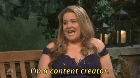 GIF-Standbild einer Frau, die sagt "I'm a content creator."