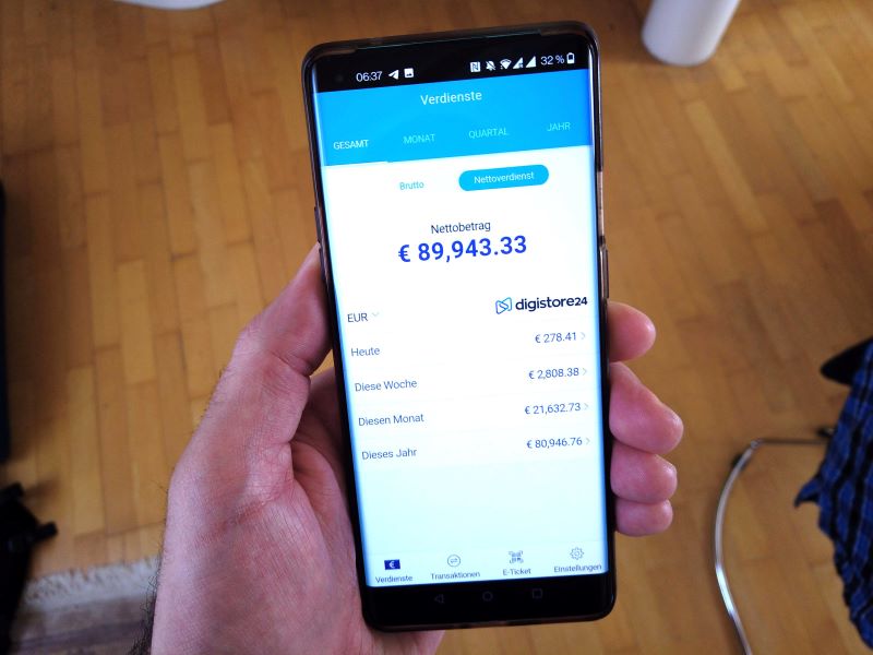 Screenshot der digistore24 App zeigt Verdienste mit Nettobetrag von 89.943,33 Euro