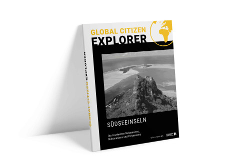 Global Citizen Explorer Südseeinseln Buch-Mockup mit Vulkan-Landschaftsfoto auf grauem Hintergrund