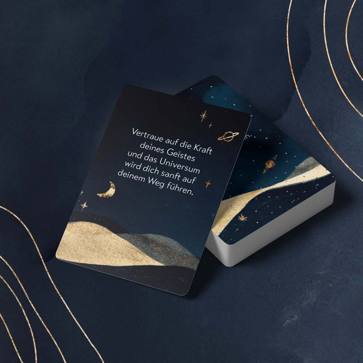 Zwei Affirmationskarten des Liebevolle Antworten Kartensets mit Text und Mond-Sterne-Motiven