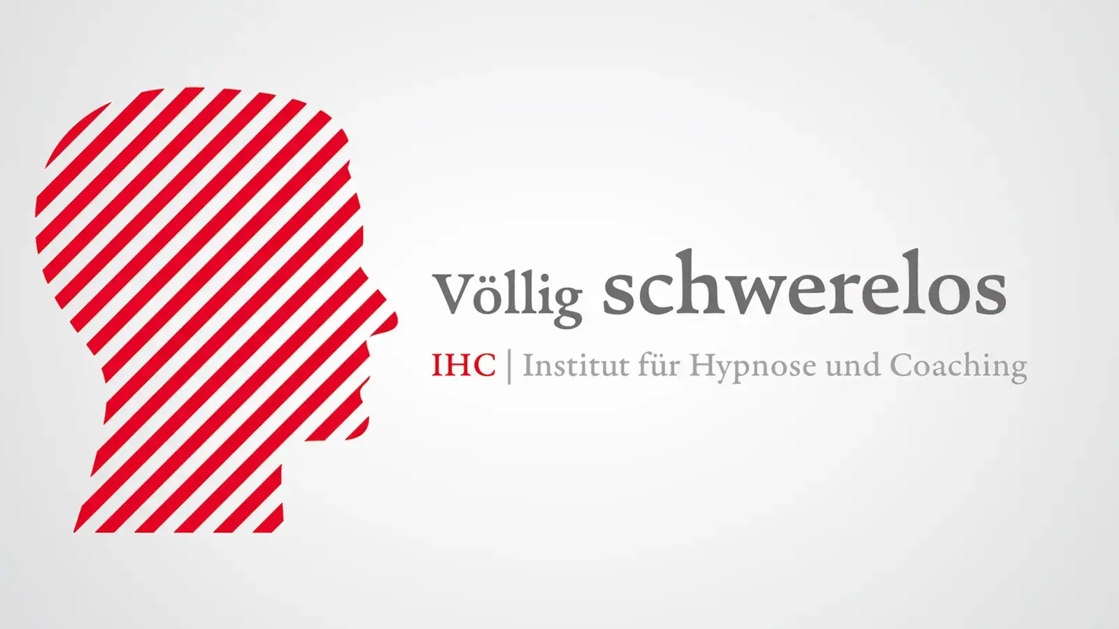 Frau schwebt schwerelos, symbolisiert Leichtigkeit nach Gewichtsreduktion durch Hypnose