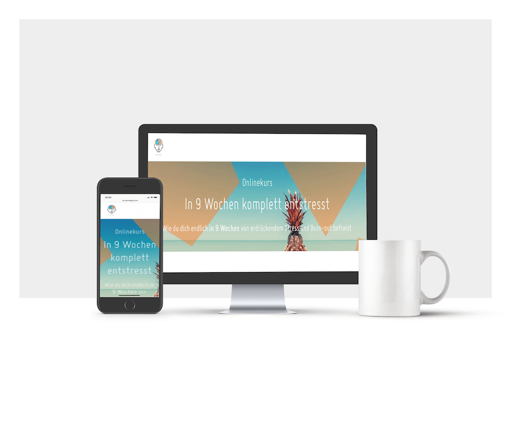 Responsive Design Mockup Onlinekurs In 9 Wochen komplett entstresst auf Desktop und Smartphone