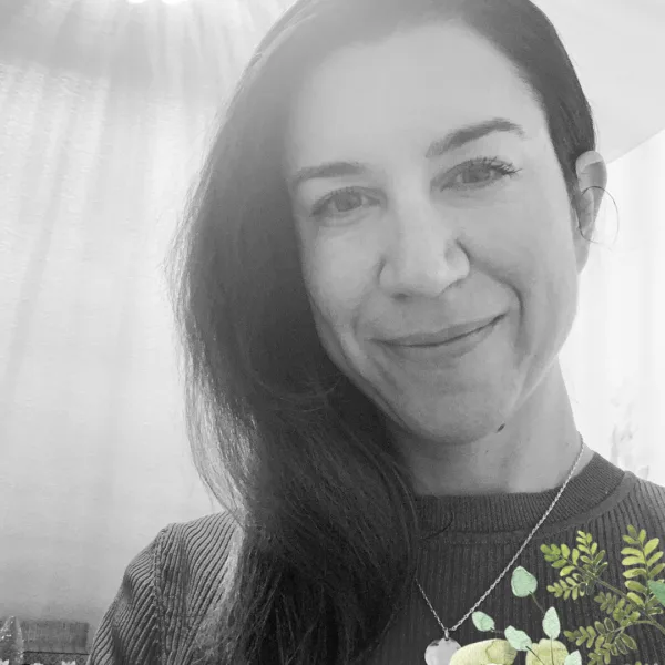 Porträtfoto von Cosima Sieger, Autorin des Audio-Programms Innere Blockaden lösen