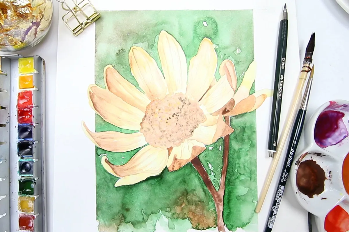 Aquarell Sonnenhut mit gelben Blütenblättern, beigem Zentrum und grünem Hintergrund
