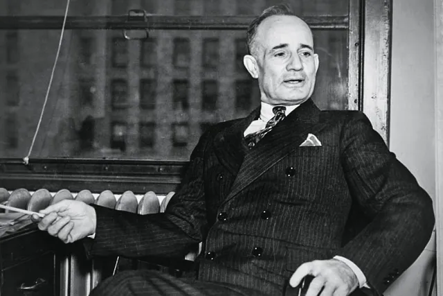 Napoleon Hill Porträt Knowledge is Power