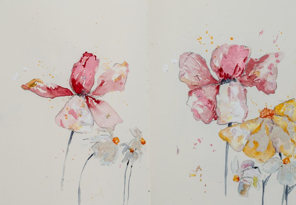Aquarell-Illustration mit rosa und gelben Blüten auf hellem Hintergrund mit Farbspritzern