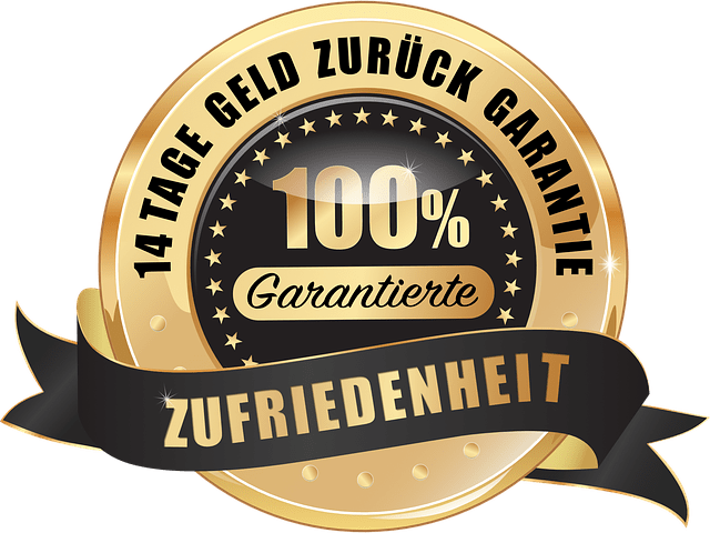 Geldscheine und Münzen, symbolisiert Investition in Gitarrenunterricht