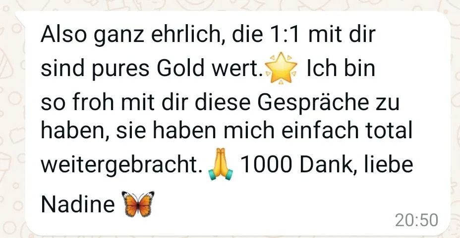 WhatsApp-Nachricht über 1:1 Coaching als Gold wert und Dankbarkeit für persönliche Weiterentwicklung