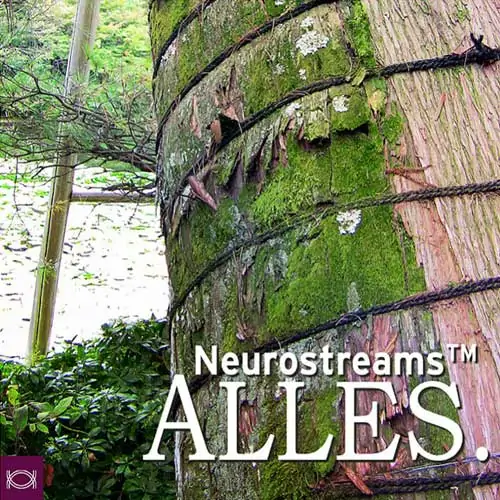Neurostreams Alles Logo mit Baumstamm und Moos im Wald, weißer Text auf Natur-Hintergrund