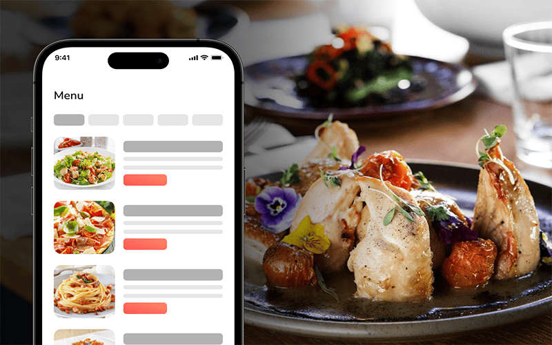 Smartphone zeigt digitales Menü mit Salatbildern, Beschreibungen und roten Preisbuttons neben Restaurant-Gericht