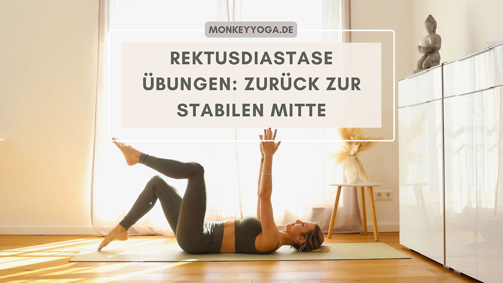 Frau liegt auf Trainingsmatte und führt Bauchübung durch mit Textoverlay zum Kurs