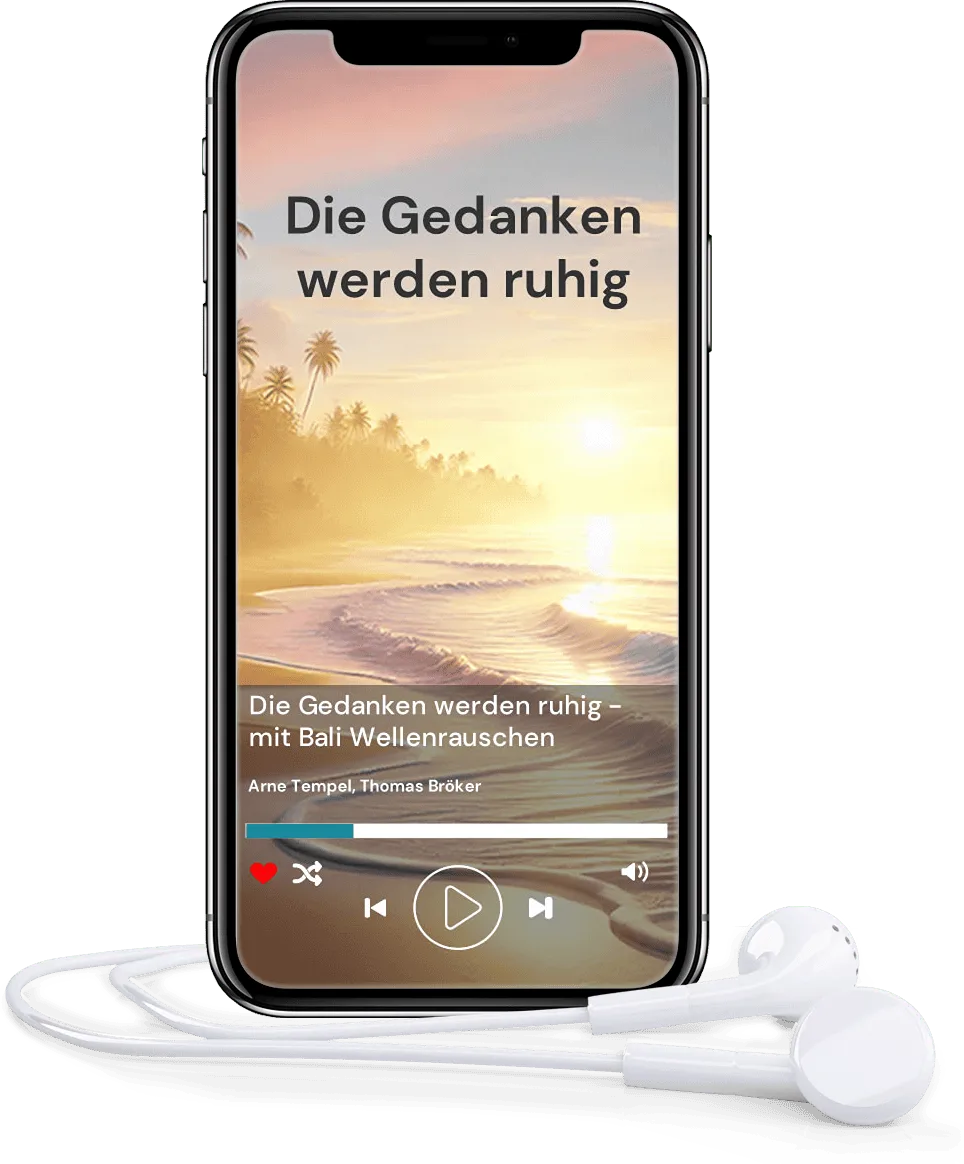Smartphone-Mockup: Meditation Die Gedanken werden ruhig mit Strand-Sonnenaufgang und Palmen