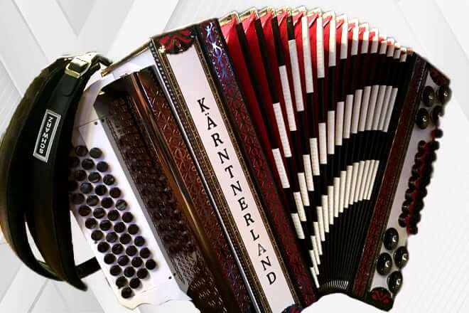 Steirische Harmonika für die Schmiergeldpolka