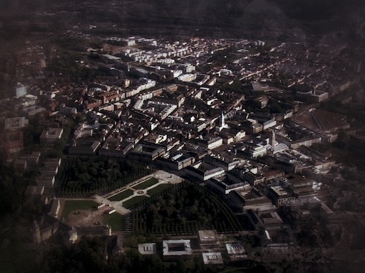 Luftaufnahme von Karlsruhe mit Fächerstruktur der Innenstadt