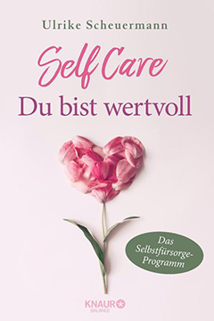Buchcover Du bist wertvoll von Ulrike Scheuermann mit rosa Nelze und grünem Badge