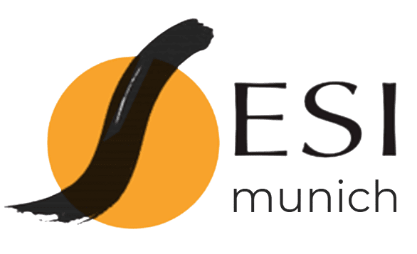 ESI Munich Logo mit schwarzem Pinselstrich und orangem Kreis