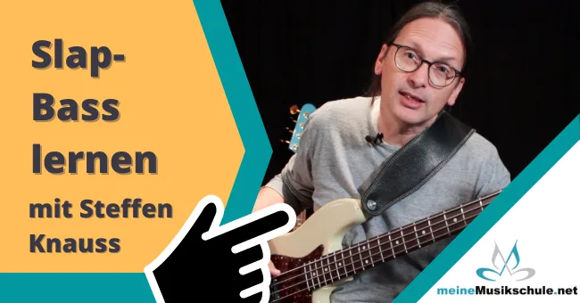Hero-Banner zum Slap-Bass-Kurs mit Steffen Knauss, orangem Design und E-Bass-Grafik