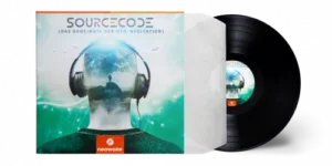 Source Code Meditations-Album Vinyl-Schallplatte mit Verpackung und Kopfhörer-Motiv