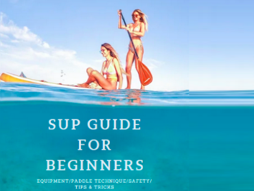 Hero-Bild SUP Guide for Beginners mit zwei Frauen auf Stand-Up Paddleboards im Meer