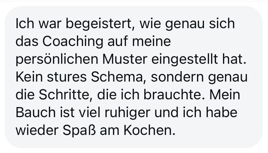 Kundenstimme zum Wohlfühldarm Coaching mit begeisterten Schritten