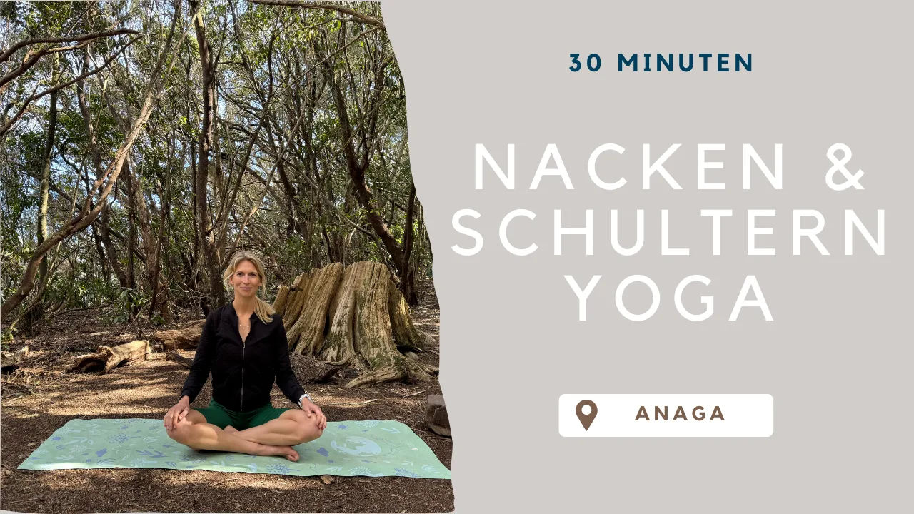 Nacken Schultern Yoga 30 Minuten – Eva in Meditationshaltung im Wald von Anaga
