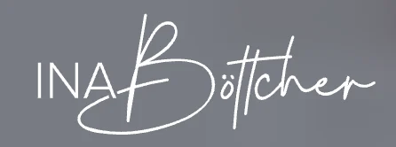 Unterschrift der Autorin Ina Böttcher in eleganter Schreibschrift auf grauem Hintergrund