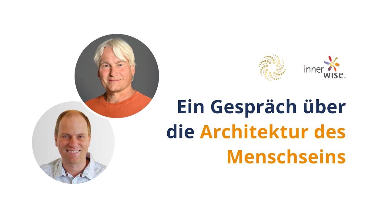 Uwe Albrecht und Co-Moderator im Gespräch über die Architektur des Menschseins