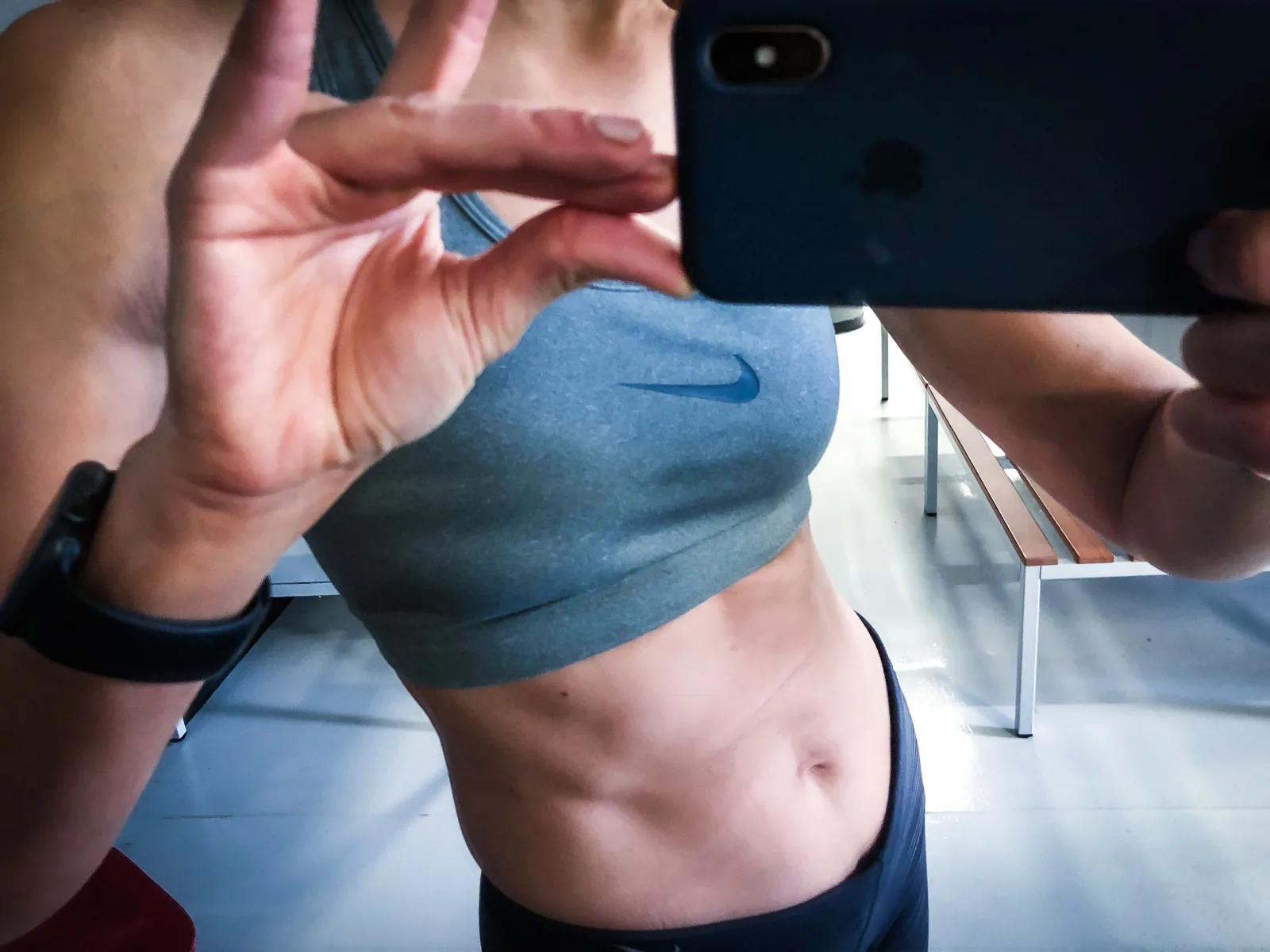 STRONG Magazine Fitness Anleitung Keto Ernährung
