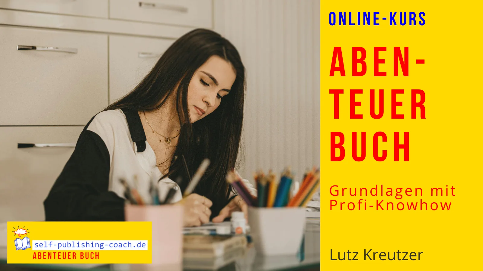 Abenteuer Buch Online-Kurs Hero-Banner mit Frau beim Schreiben