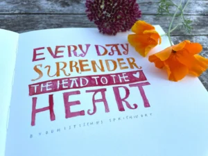 Handgeschriebenes Herz in Ben Shahn Lettering Stil mit roten und schwarzen Linien