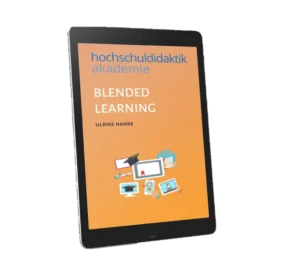 Tablet-Mockup des Blended-Learning-Kurses der Hochschuldidaktik-Akademie mit orangem Cover